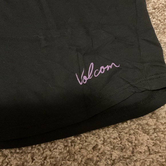 Volcom graphic tank top 🌟 2/$20 - Picture 5 of 5